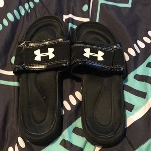 under armour slides